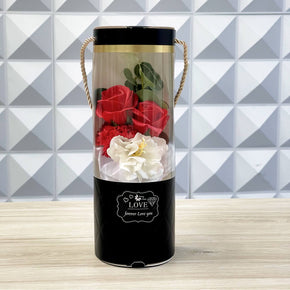 Rosas Rojas Artificiales en Caja Decorada para el Día de la Madre